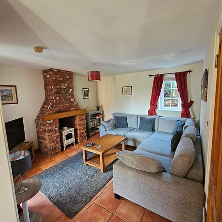 Tarporley Holiday Cottage Экстерьер фото