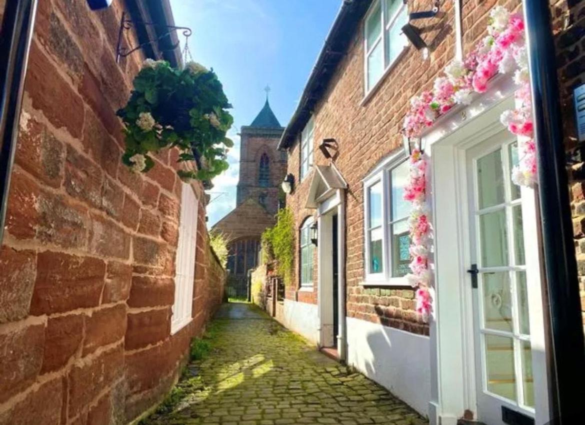 Tarporley Holiday Cottage Экстерьер фото