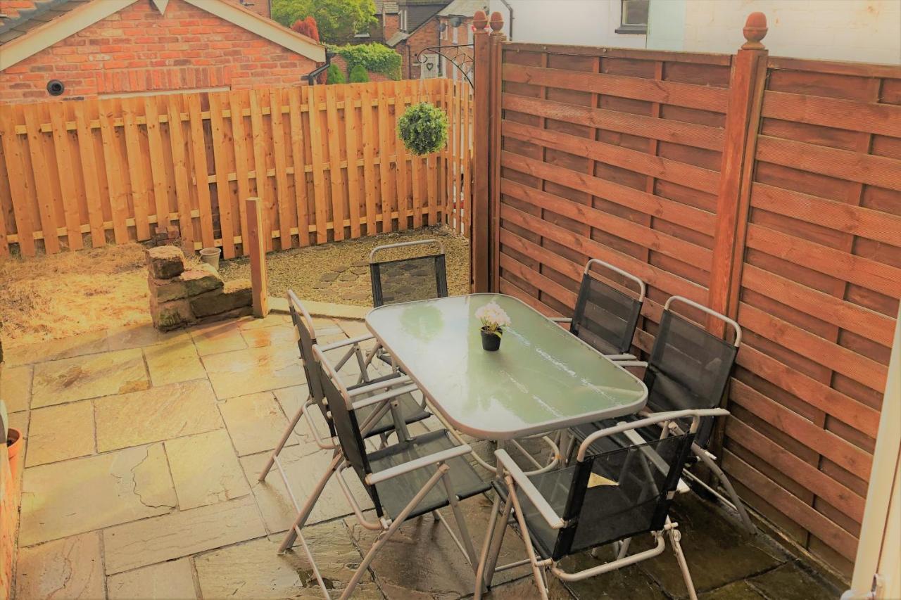 Tarporley Holiday Cottage Экстерьер фото